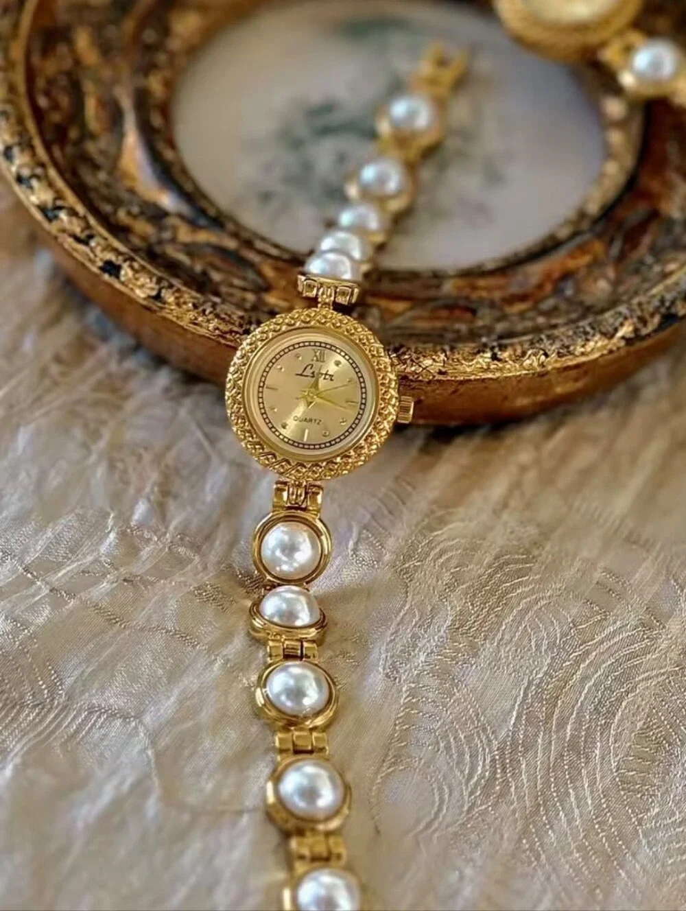Luxe Gold Pearl-Accented Bracelet Watch - Gold and White